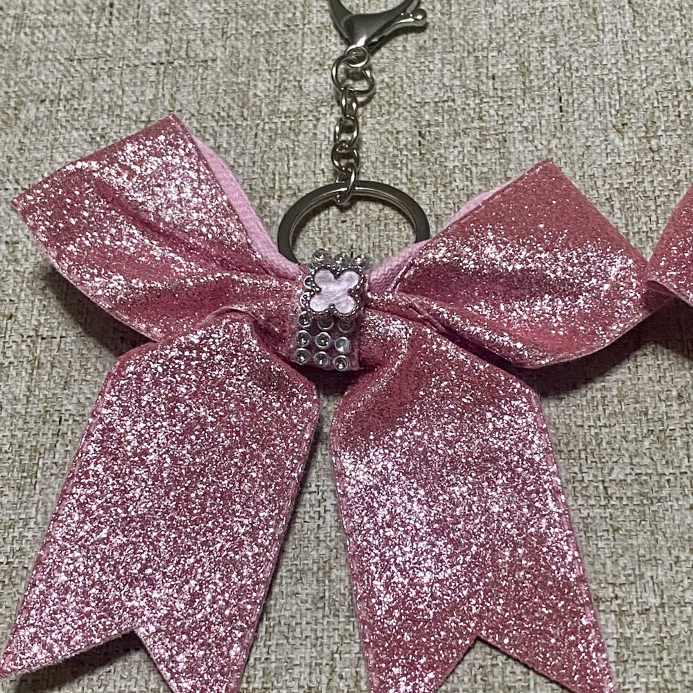 Source Unknown Pink Glitter Bow Key Holder - Picture 3 of 13